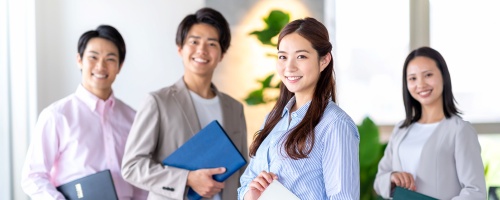 (中堅社員向け)巻き込み力向上研修~受け身の姿勢から脱却し、周囲に働きかける(半日間)